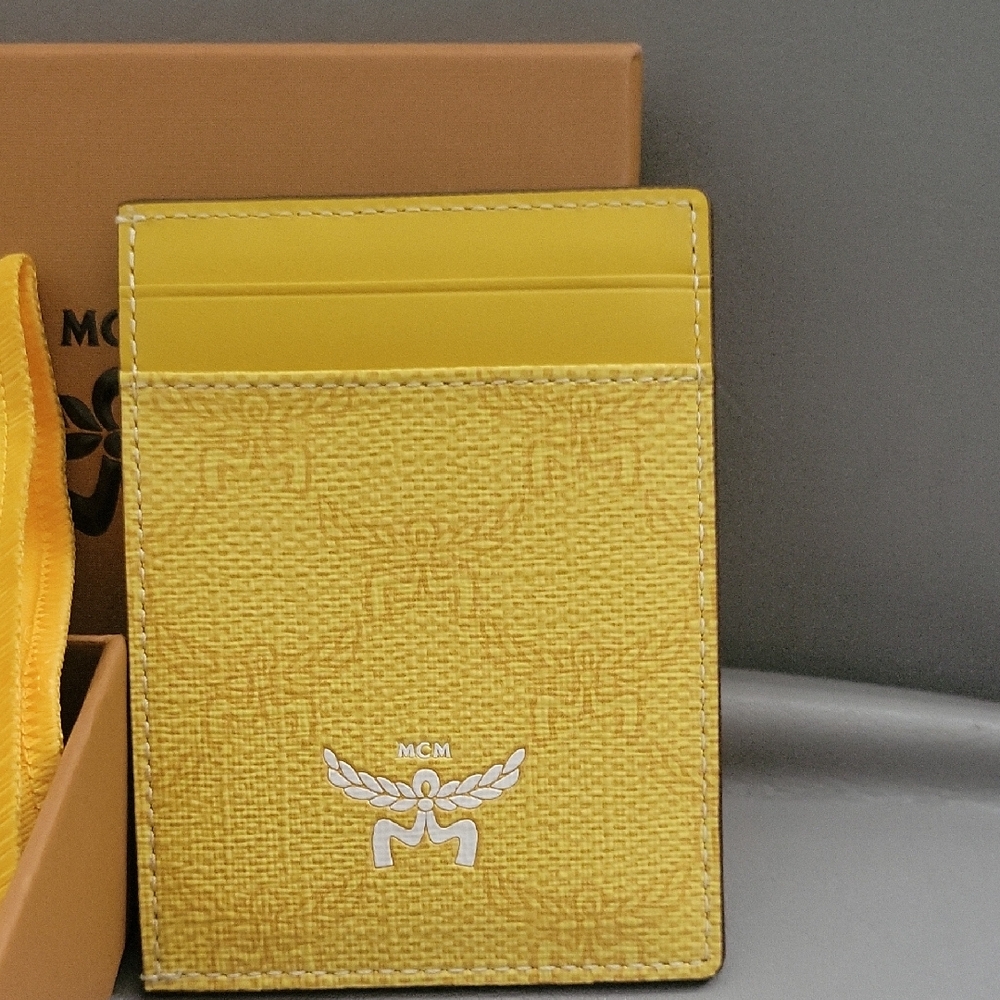 MCM Yellow Card Holder